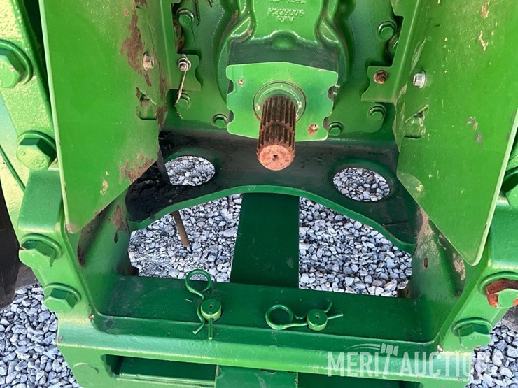 2023-john-deere-8r-310-image-26