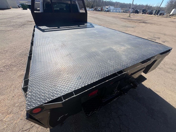 2014-dodge-ram-5500-image-9