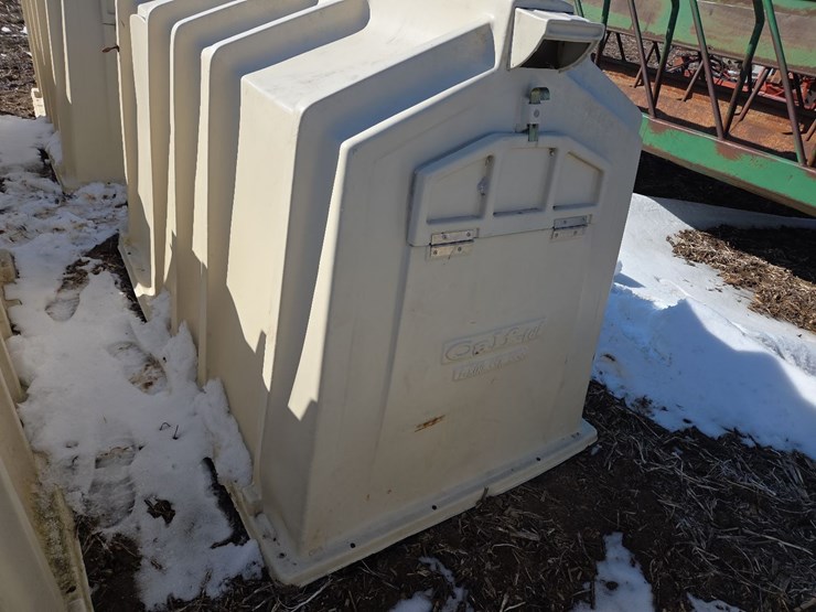 (2)-calf-tel-poly-calf-huts-(middle)-image-13