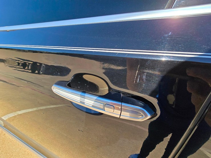 2017-cadillac-federal-70-in-limo---30,529-miles-w-premium-coachwork-by-federal-image-50