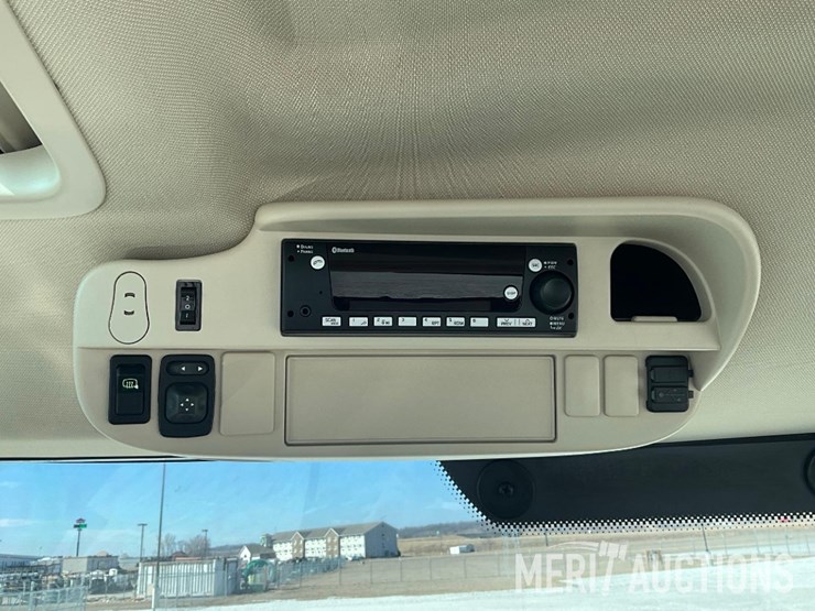 2022-john-deere-6r-130-image-38