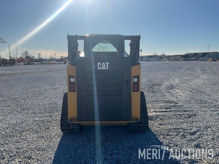 2015-caterpillar-259d-image-3