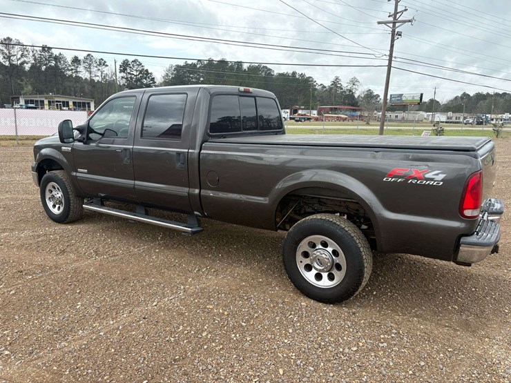 2005-ford-f350-image-2