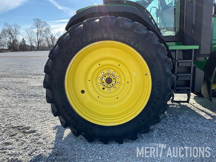 2022-john-deere-7r-210-image-30