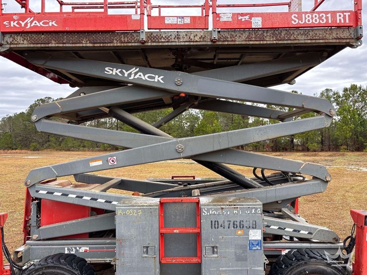 skyjack-sj8831rt-image-12