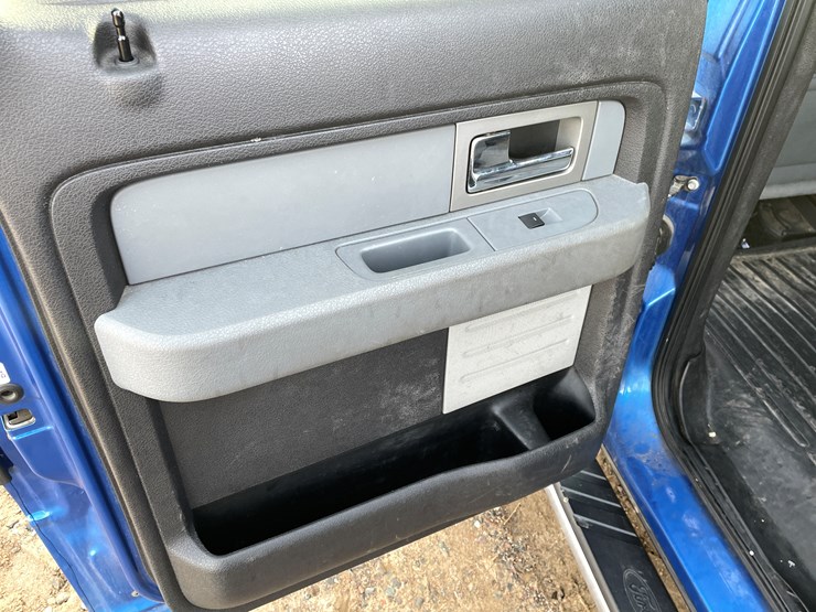 2011-ford-f150-image-39