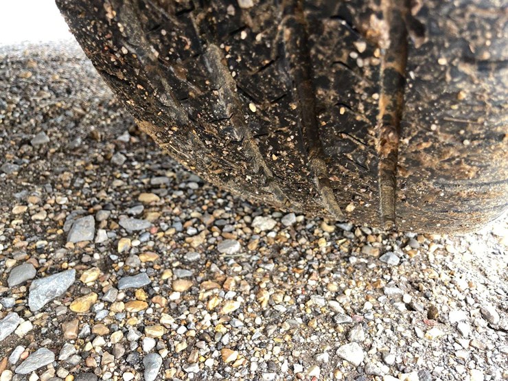 2012-gmc-acadia-denali-image-21