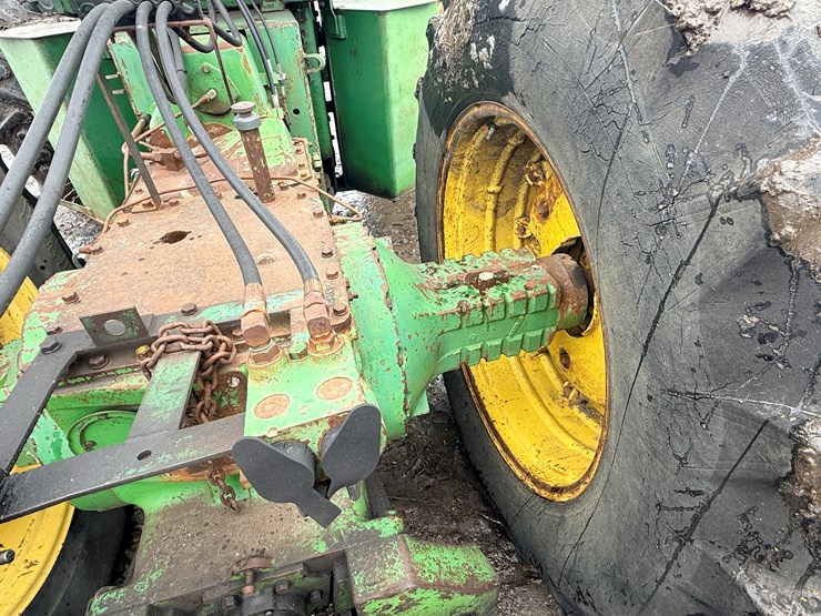 1973-john-deere-7520-image-23