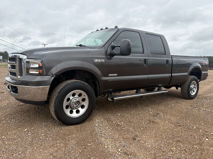 2005-ford-f350-image-1