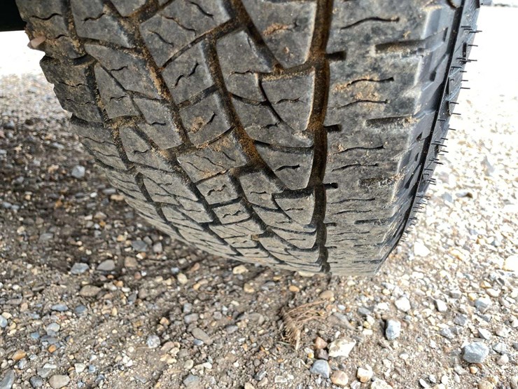 2010-jeep-wrangler-sport-image-21