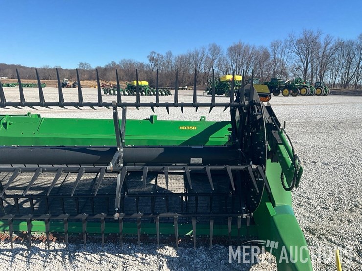 2021-john-deere-hd35r-image-16