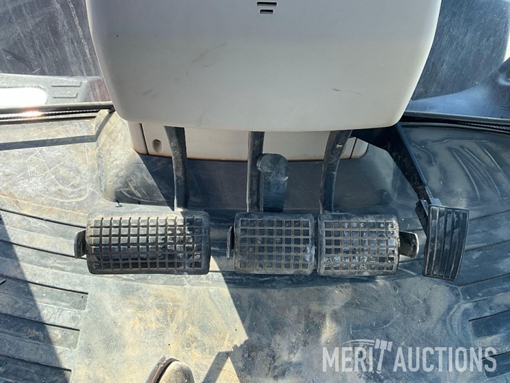 2014-massey-ferguson-8650-image-54