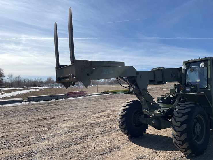 #1019-•-1991-skytrak-telehandler-image-7