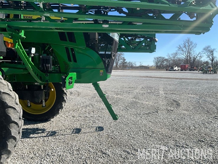 2022-john-deere-410r-image-31