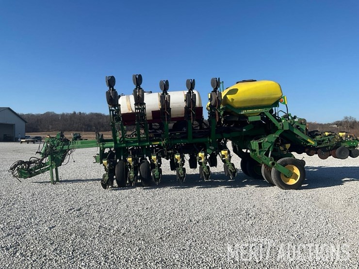 2007-john-deere-1790-image-2