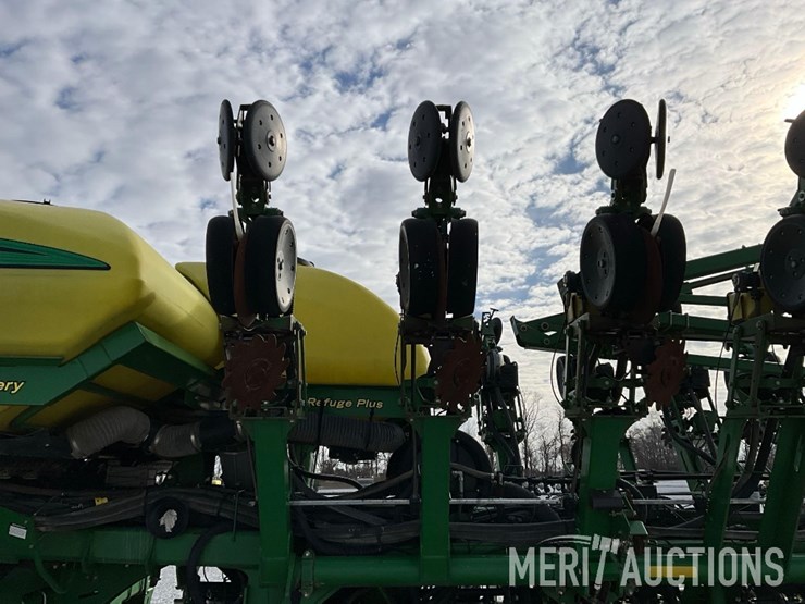 2007-john-deere-1790-image-27