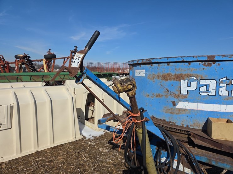 patz-rotary-bale-processor-image-2