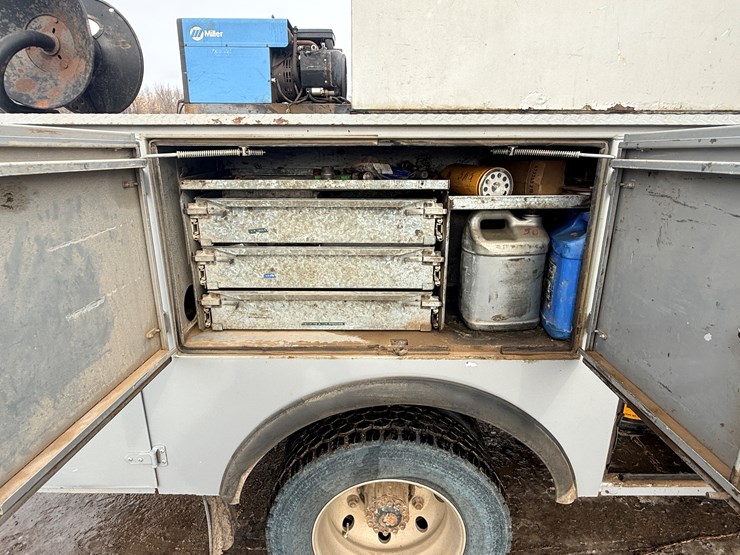 2004-caterpillar-c7-image-20