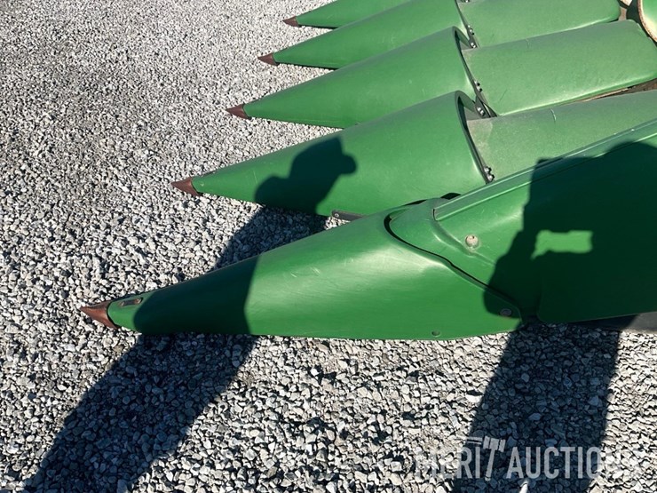 2019-john-deere-712c-image-19