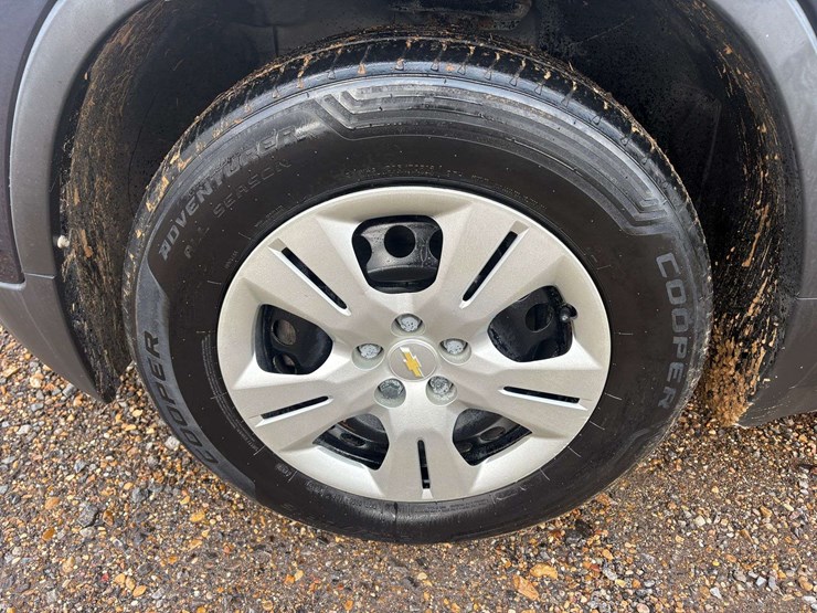 2018-chevrolet-trax-4-door-suv-(103,967-miles)-image-7