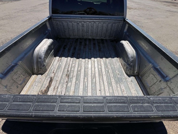 2005-chevrolet-1500-image-9