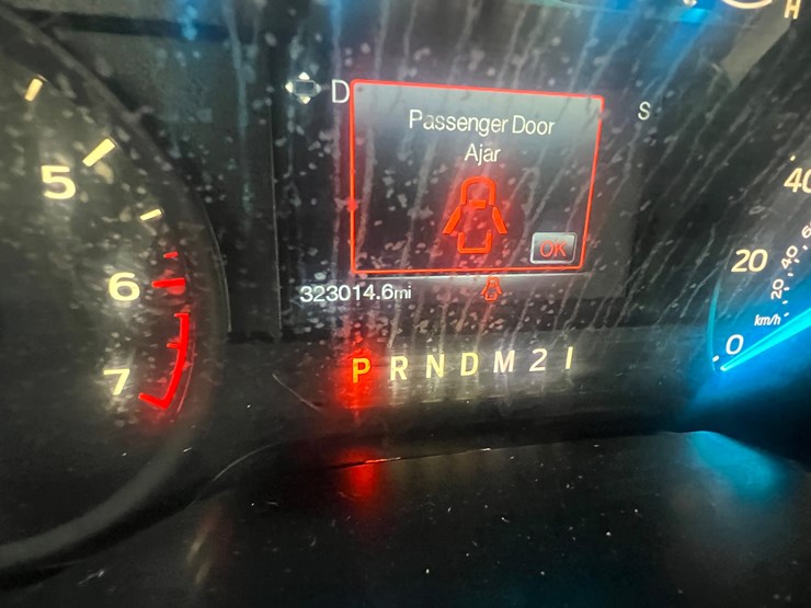 2015-ford-f150-xl-image-29