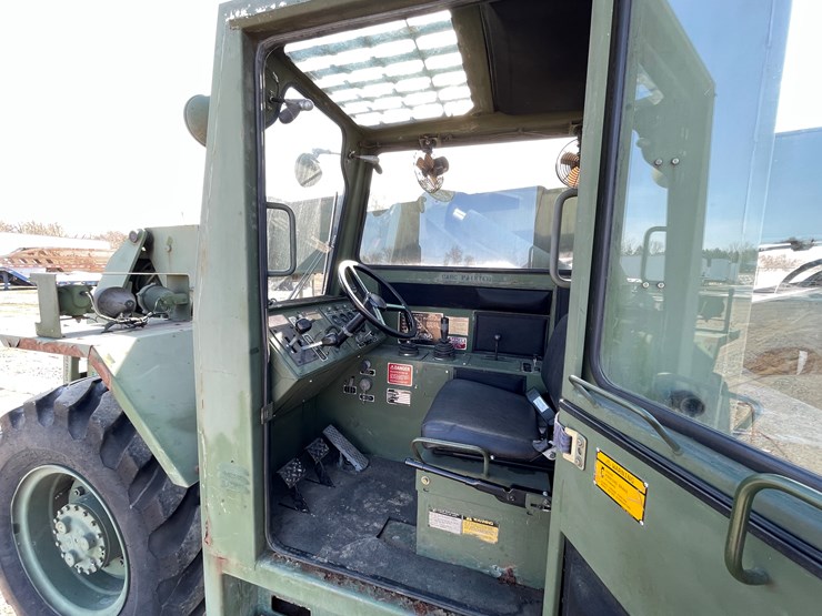 #1019-•-1991-skytrak-telehandler-image-42