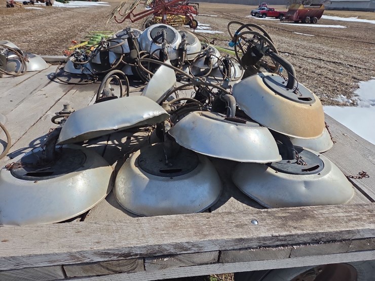 (10)-lp-gas-brooder-heaters---tag-#32-image-1