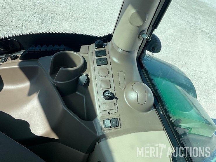 2022-john-deere-6r-130-image-39