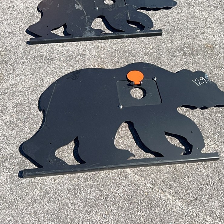NEW PABREAK SST23 BEAR SHAPED SHOOTING TARGET NEW SUPPORT EQUIPMENT