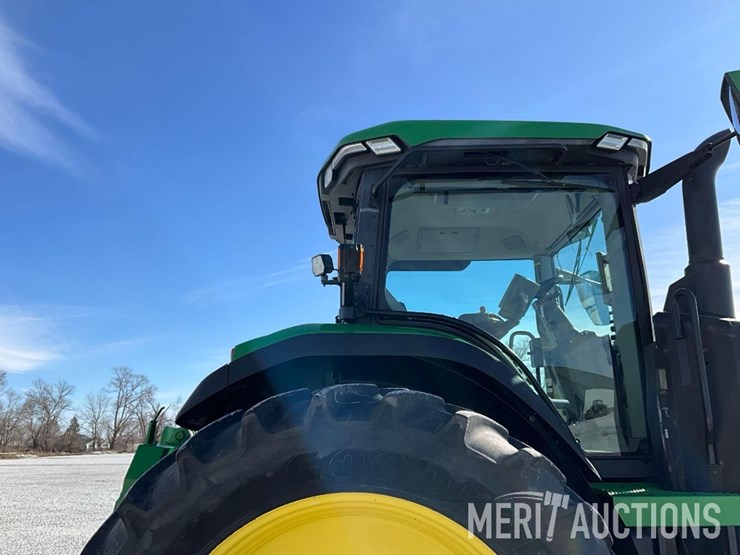 2023-john-deere-8r-310-image-29