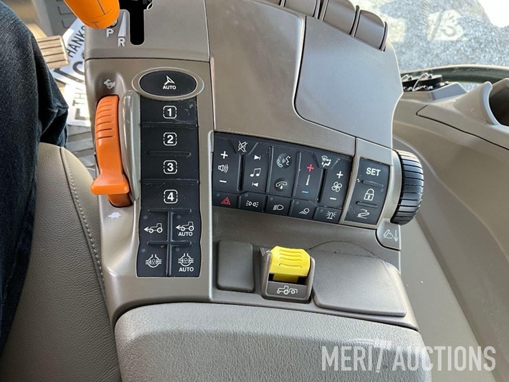 2022-john-deere-7r-210-image-51