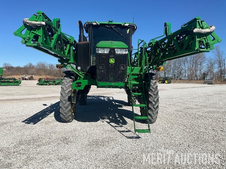 2022-john-deere-410r-image-9