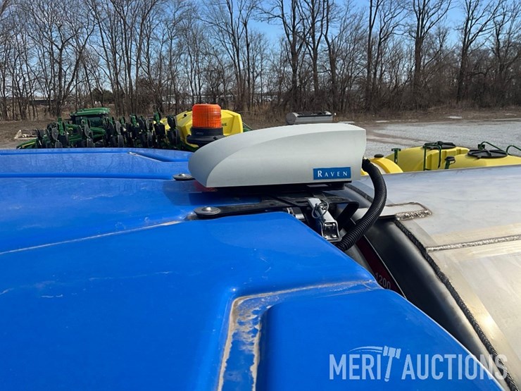 2022-new-holland-sp310f-image-51