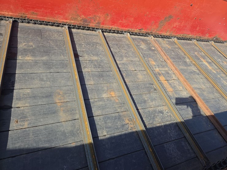 new-holland-195-image-39