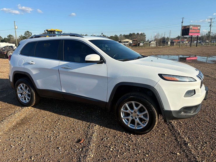 2014-jeep-cherokee-image-4