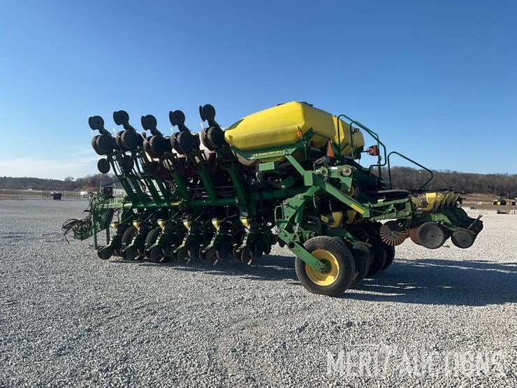2007-john-deere-1790-image-3