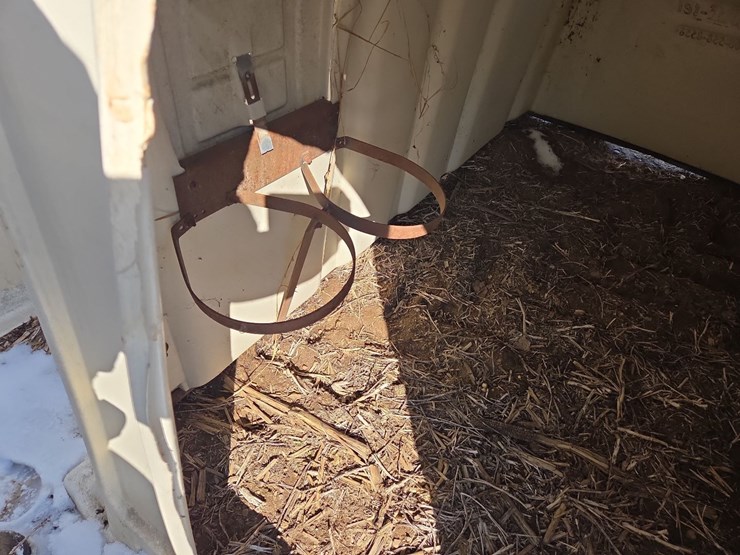 (2)-calf-tel-poly-calf-huts-(north)-image-11