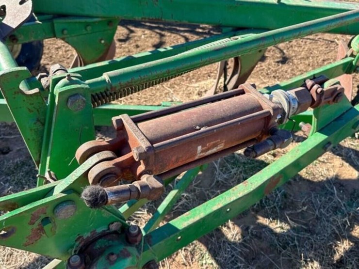 john-deere-3100-image-16