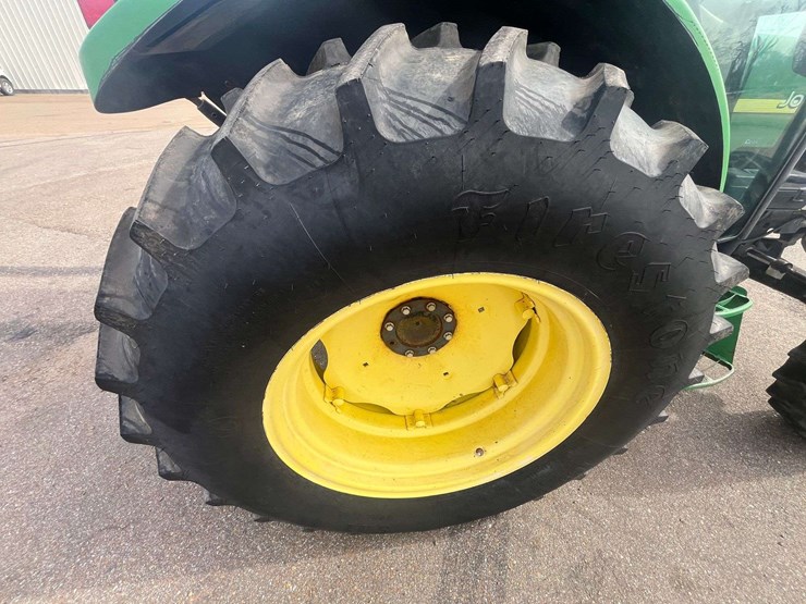 john-deere-5320-image-16