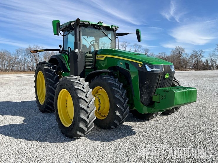 2023-john-deere-8r-310-image-6