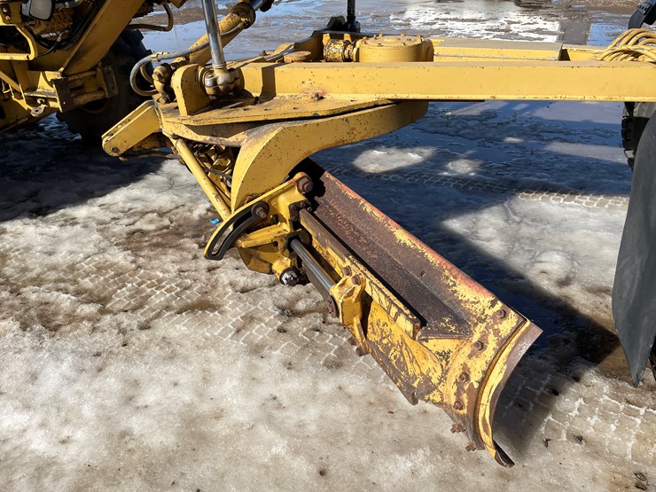 caterpillar-140g-image-31