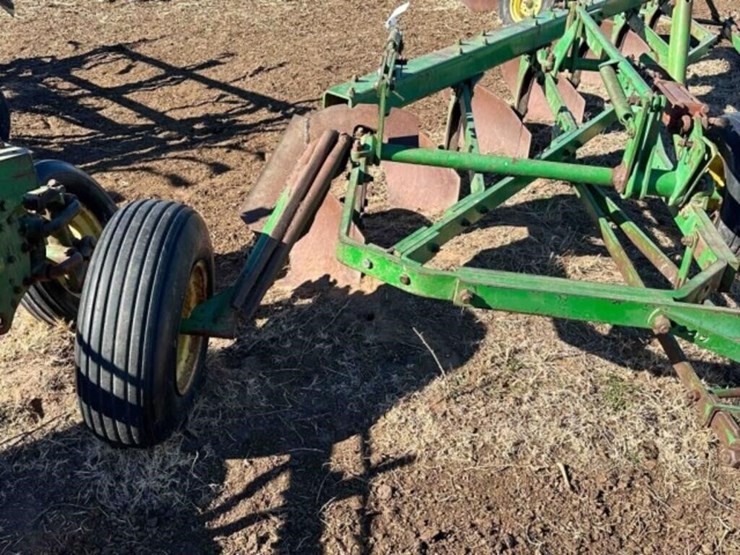 john-deere-3100-image-12