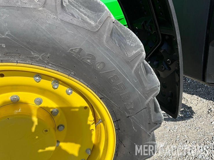 2022-john-deere-7r-210-image-13