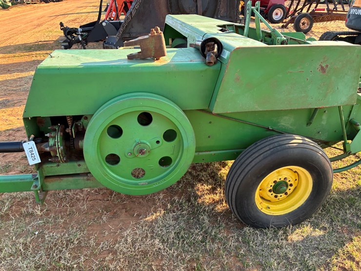 john-deere-346-image-4