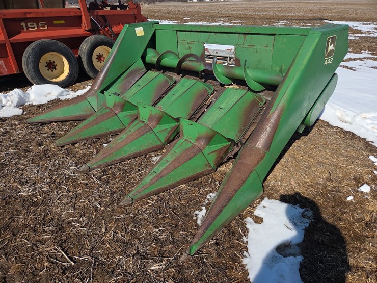 john-deere-443-image-1