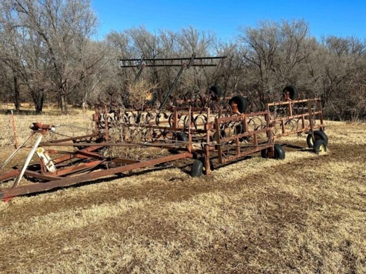 54’-springtooth-cultivator-image-15