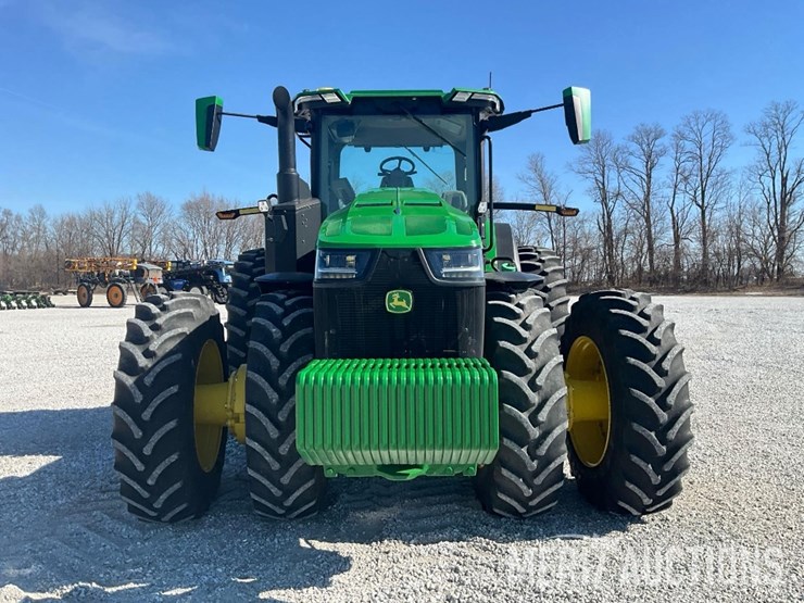 2023-john-deere-8r-340-image-8