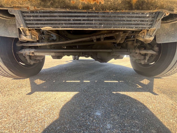 2014-dodge-ram-5500-image-6