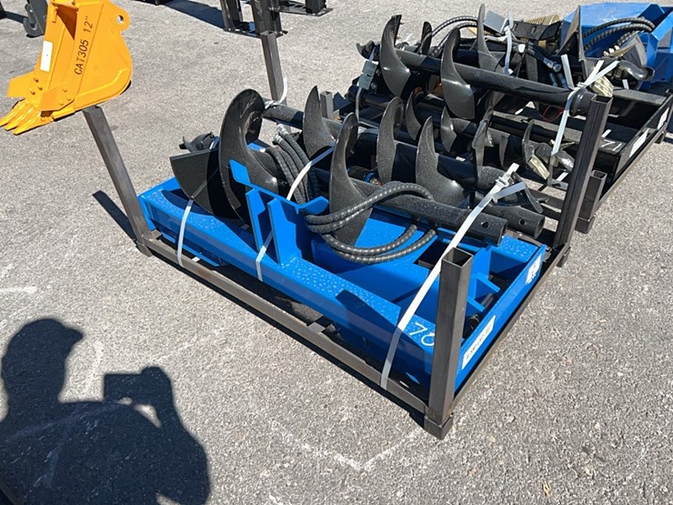 new-giyi-(3)-pc-auger-set-skid-steer-attachment-image-1
